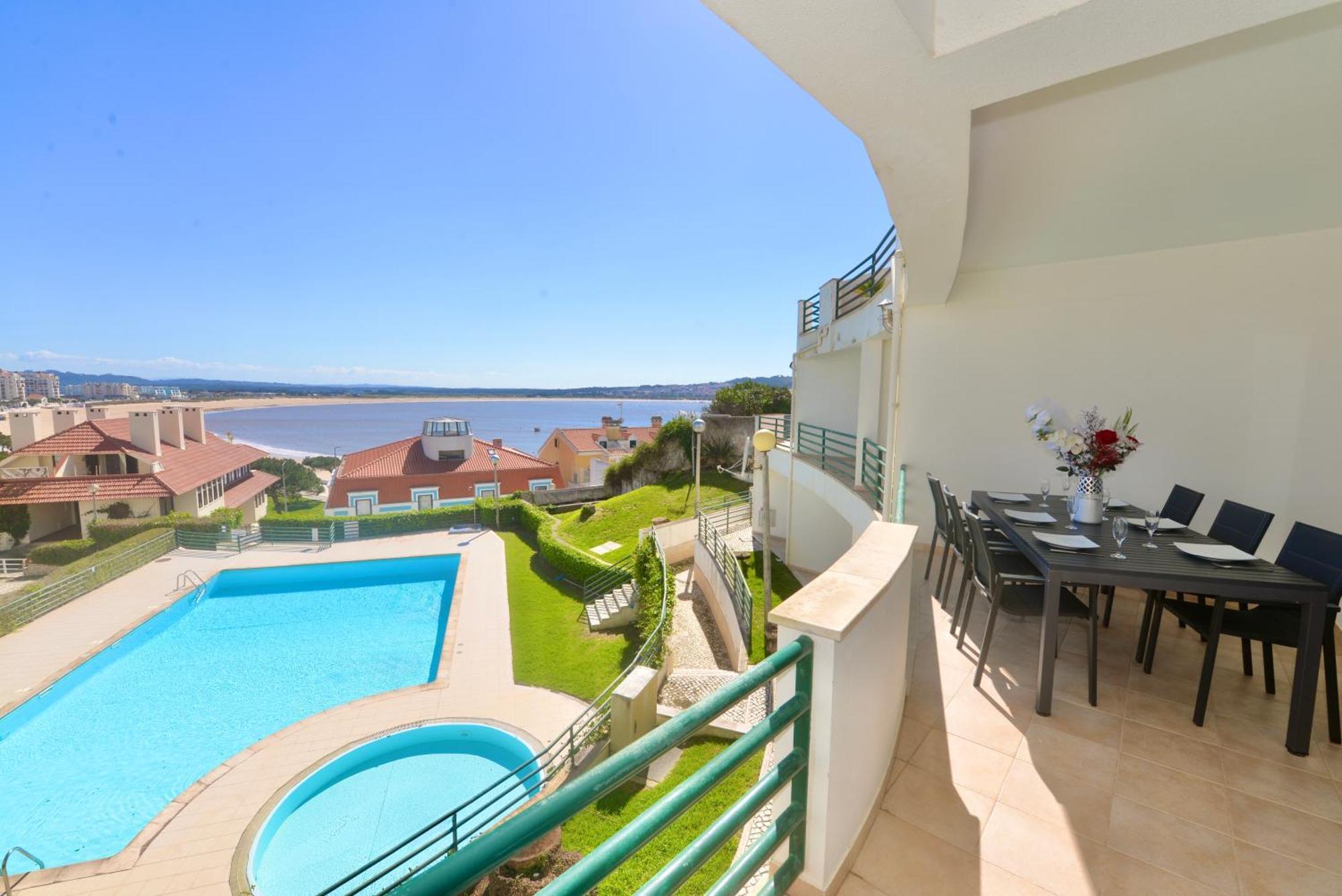 Bay Apartment Sao Martinho do Porto Bagian luar foto
